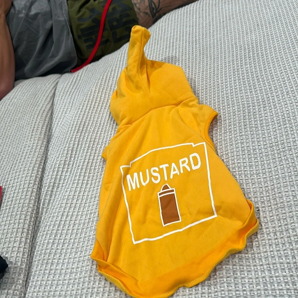 Halloween costume mustard size medium for dogs brand new with tags @@@